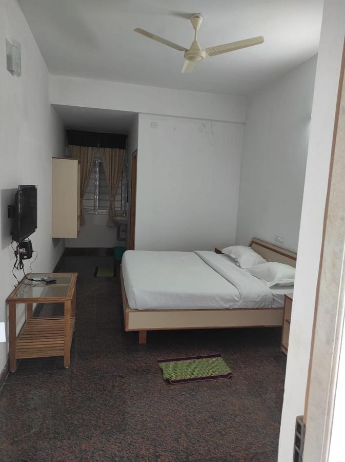 فندق Vālpāraiفي  Sabari Residency المظهر الخارجي الصورة